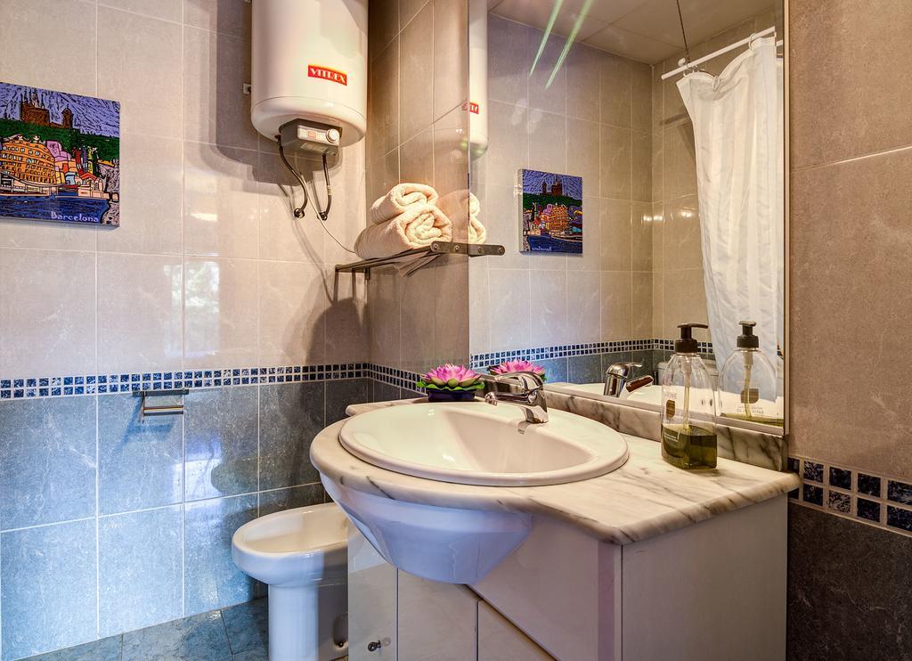 Valencia Suite Archsenseapartments Βαρκελώνη Εξωτερικό φωτογραφία